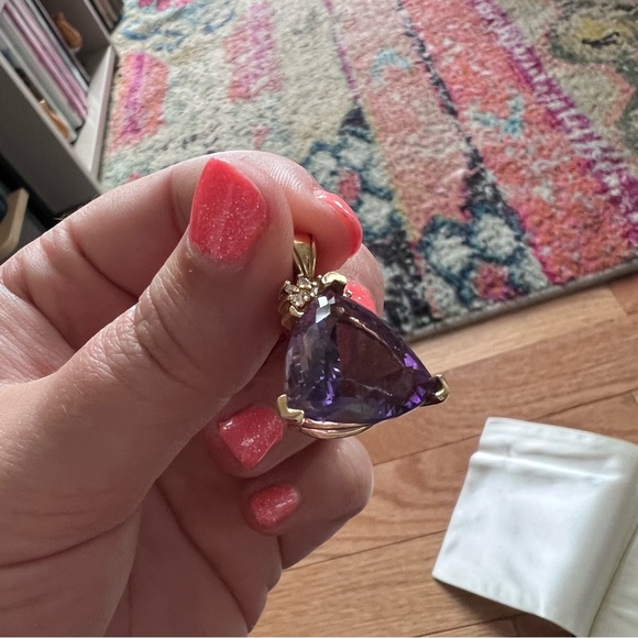 Stunning amethyst sapphire and 14k gold pendant and earring set w display case! - Picture 9 of 12